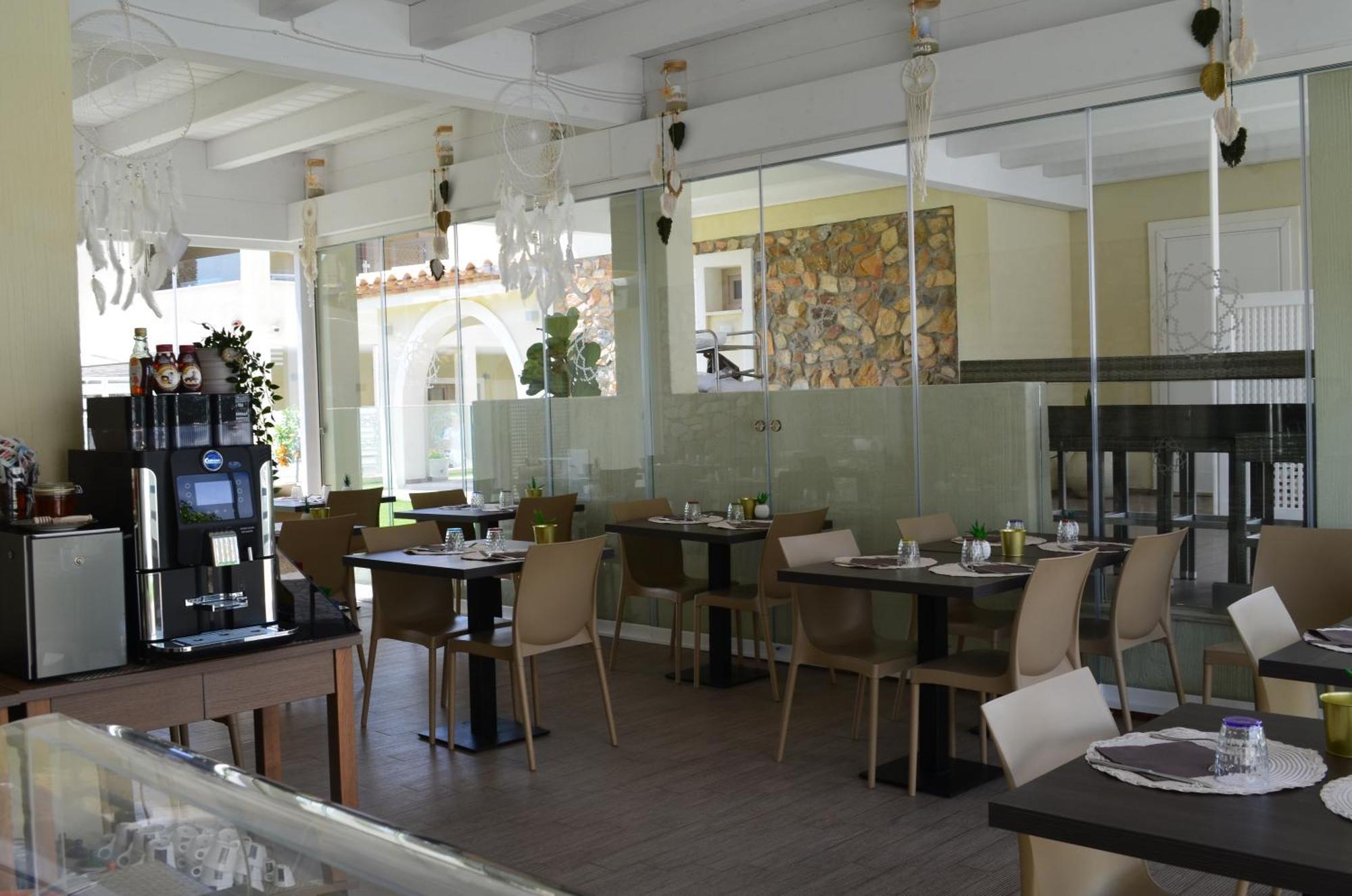 Suimi'S Hotel Villasimius Ngoại thất bức ảnh