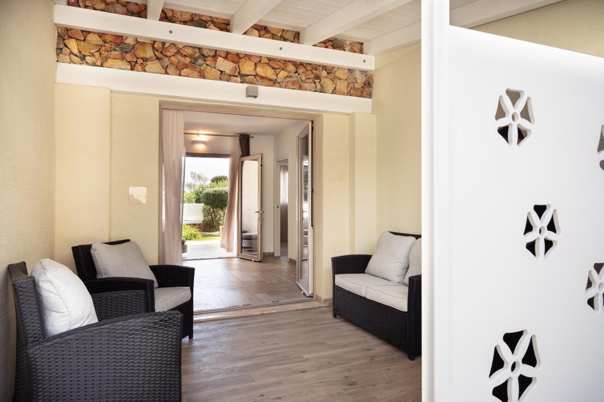 Suimi'S Hotel Villasimius Ngoại thất bức ảnh