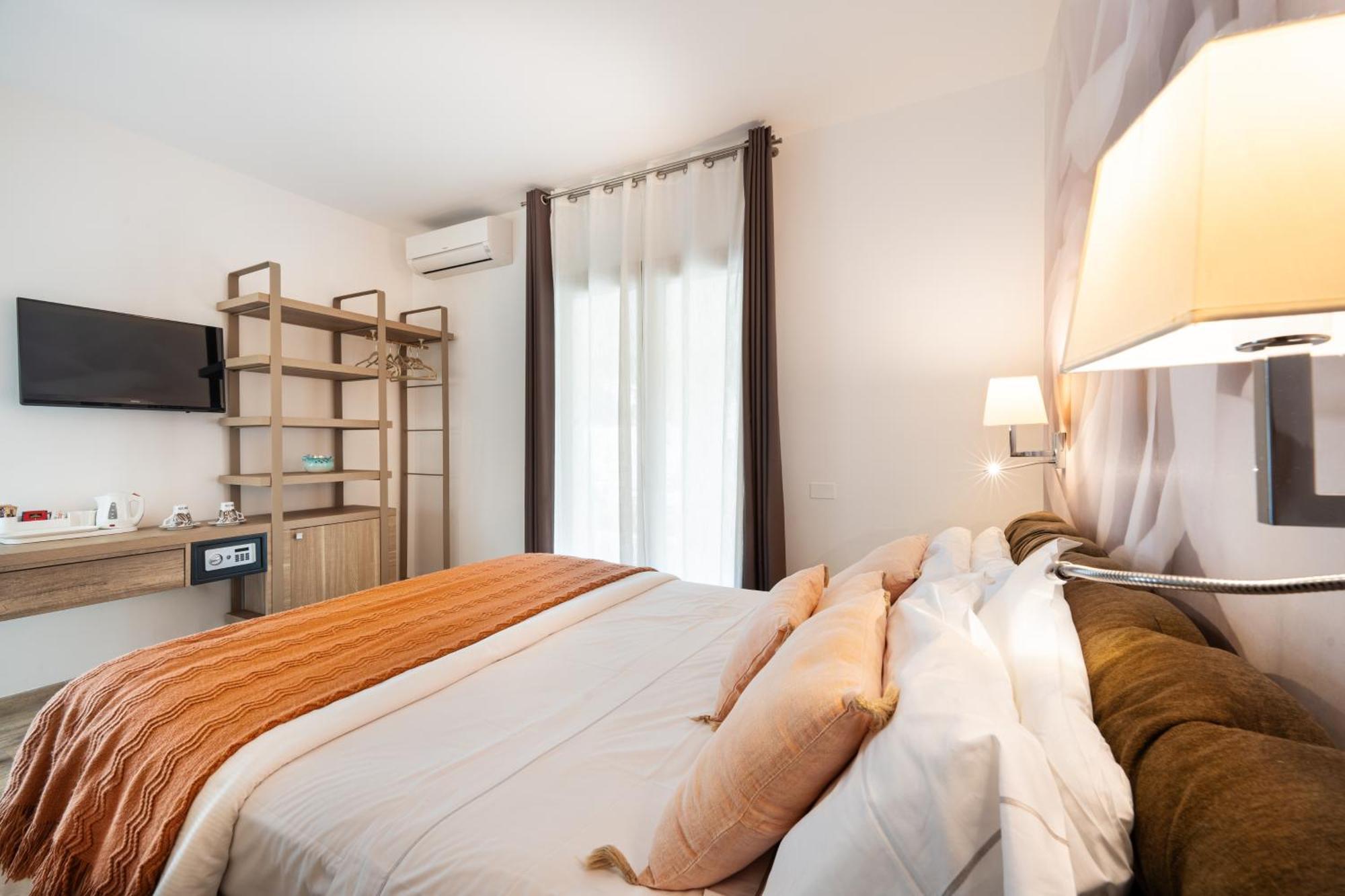 Suimi'S Hotel Villasimius Ngoại thất bức ảnh